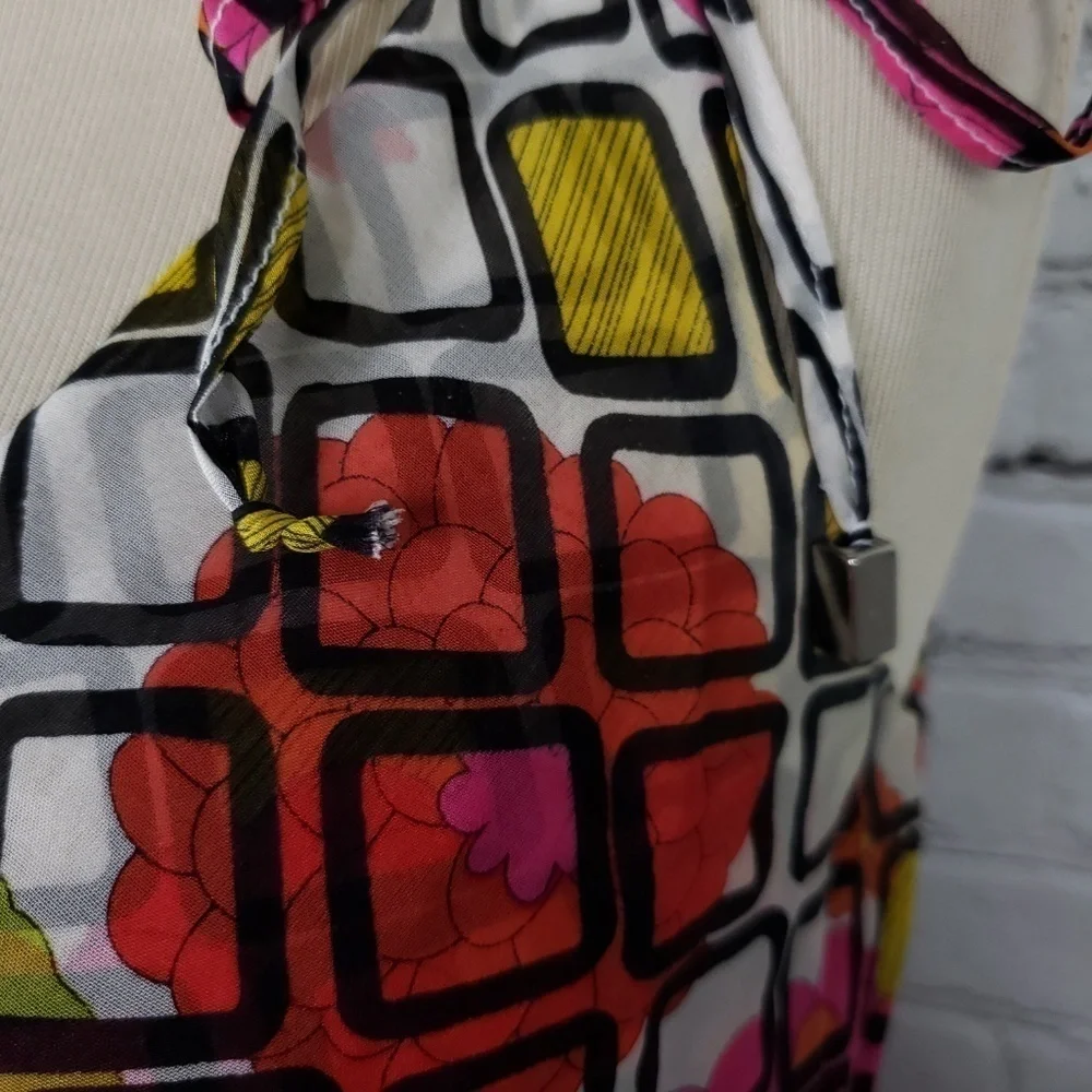 Trina Turk geometric 100% silk shoulder tie tunic size XS - Picture 2 of 7